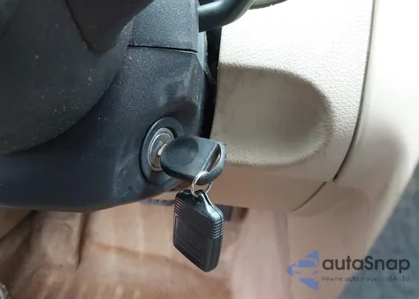 2005 Ford Mustang V6 Deluxe/V6 Premium from USA, damaged, VIN 1ZVFT80N355111757